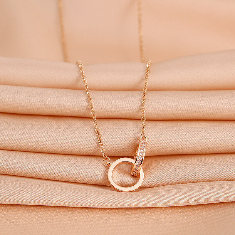 Embra Bonded Loop Necklace